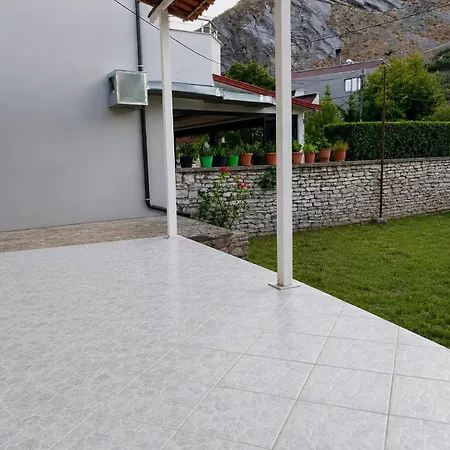 Albseina Tatil Evi Kelcyre